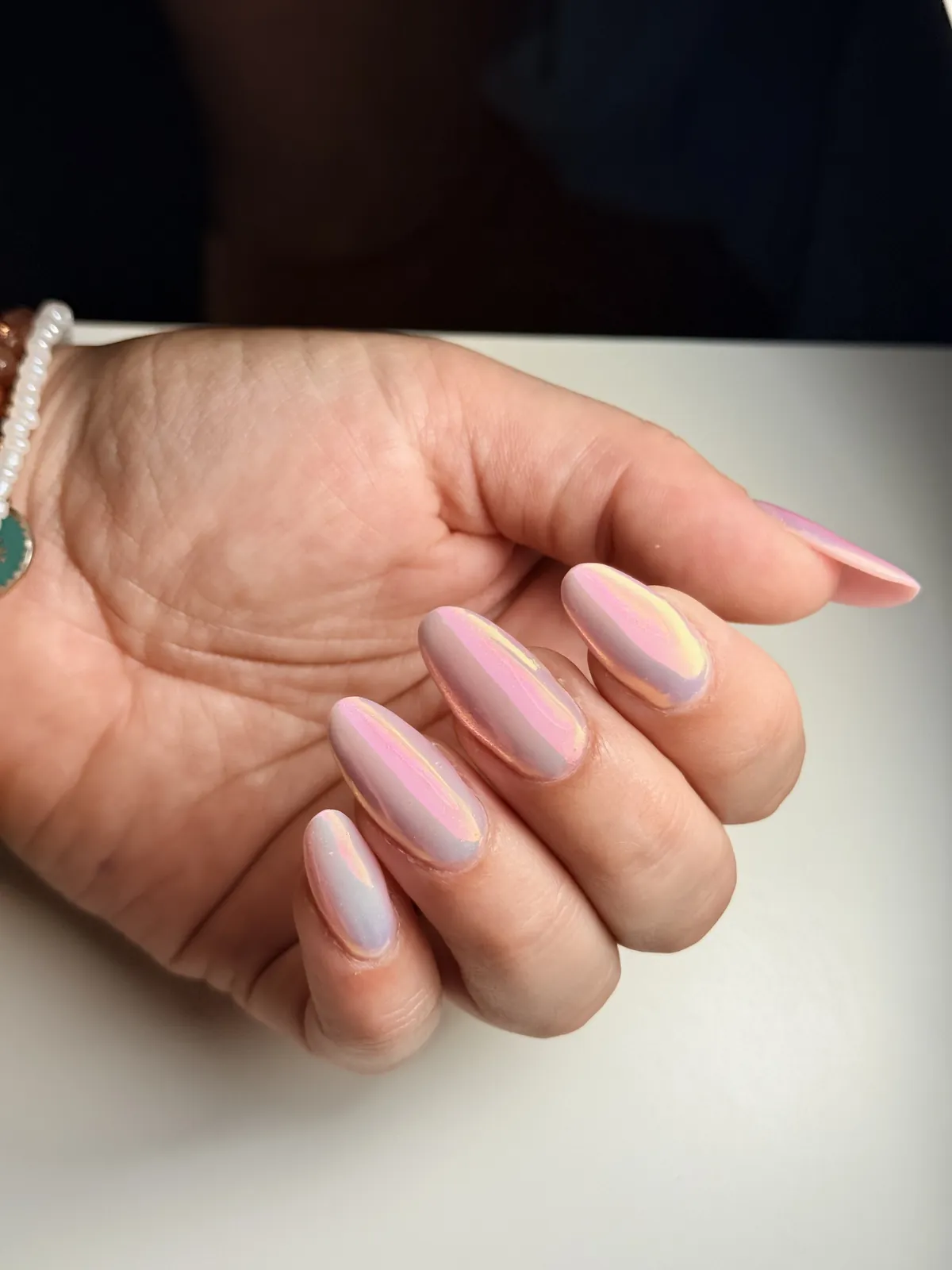 Extension d'ongles au chablon à Blagnac