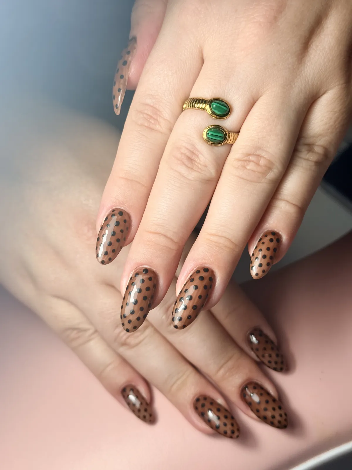 Renfort des ongles et vernis semi-permanent à Tournefeuille